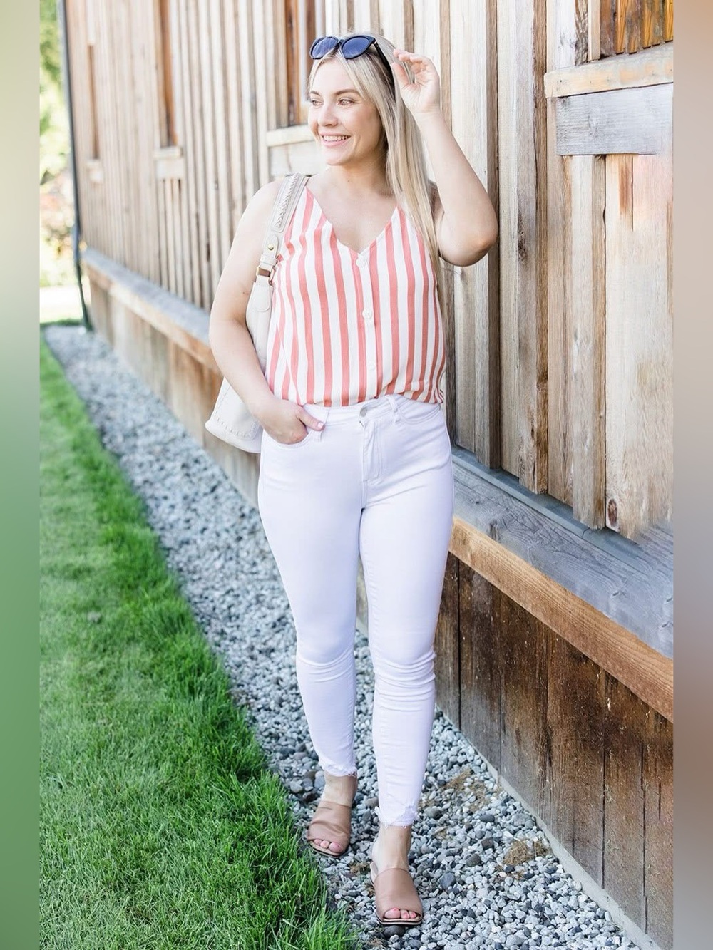 Cute As a Button Tank (NWT)🍒 Raspberry & White Striped, Size 36 (Medium)